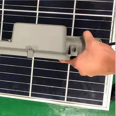 Υψηλή δύναμη 500W όλοι στον ηλιακό φωτεινό σηματοδότη δύο με την κατοικία αργιλίου για την εθνική οδό